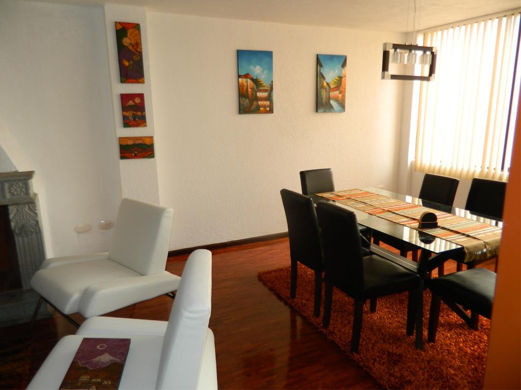Itsahome Apartments - Torre Santos كويتو الغرفة الصورة