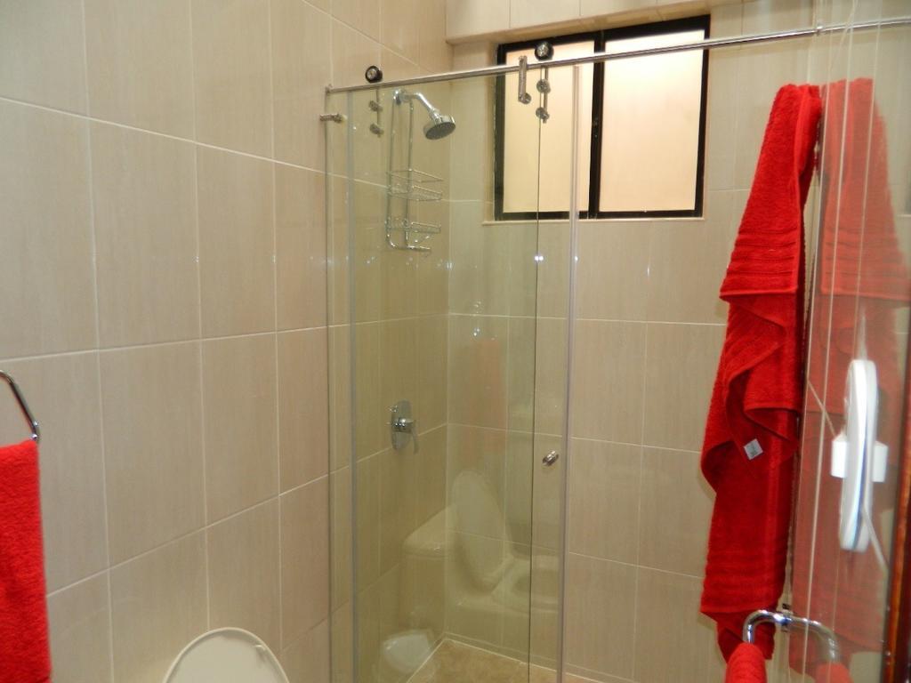 Itsahome Apartments - Torre Santos كويتو الغرفة الصورة